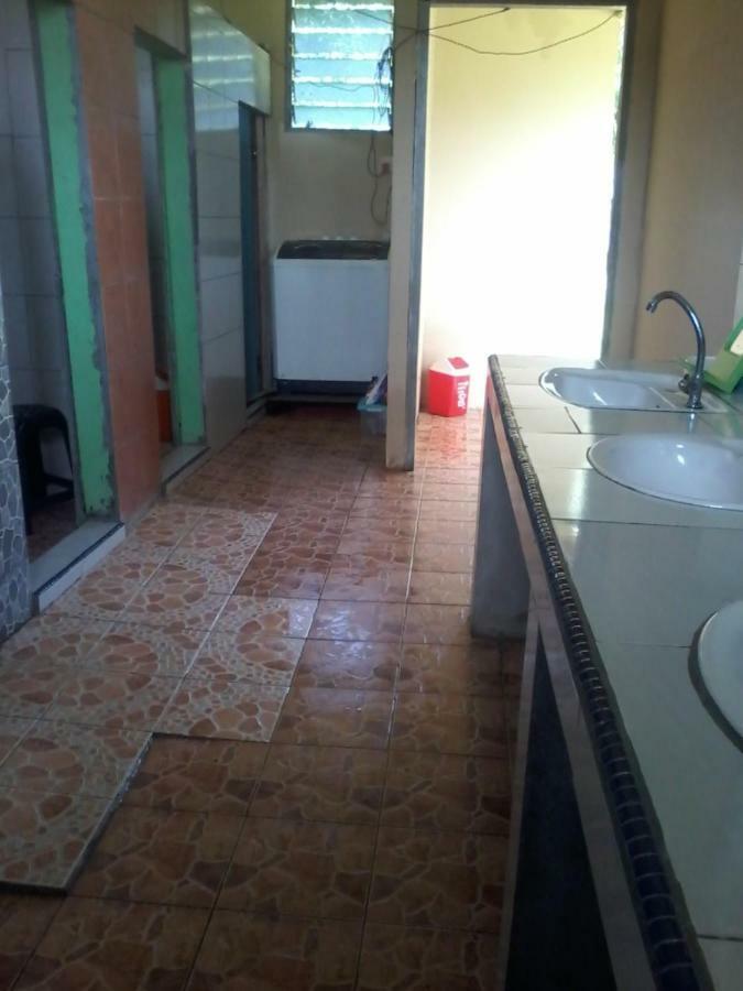 Mulu D Cave Homestay Eksteriør bilde