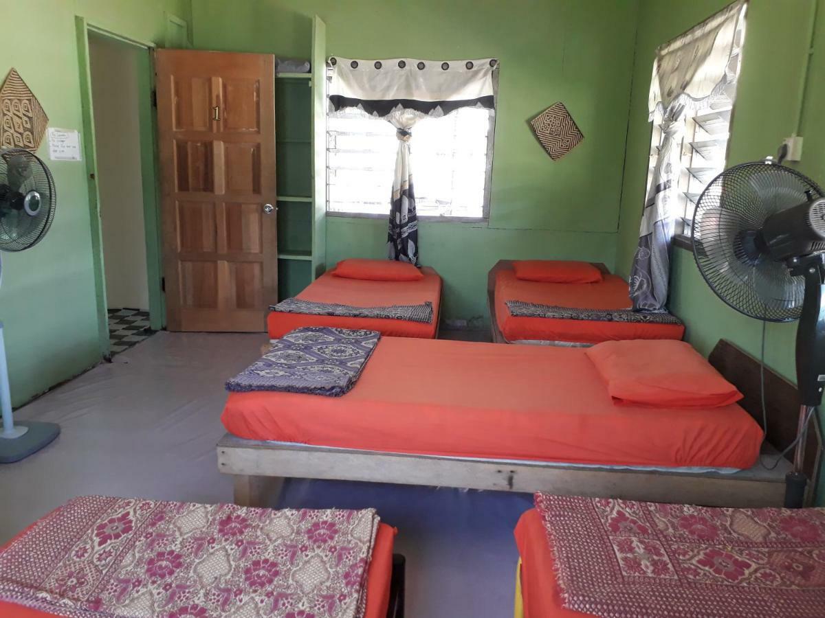 Mulu D Cave Homestay Eksteriør bilde
