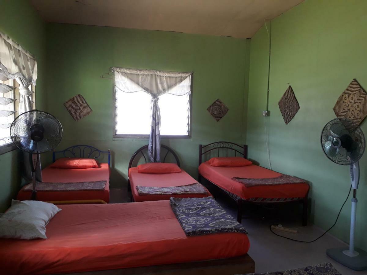 Mulu D Cave Homestay Eksteriør bilde
