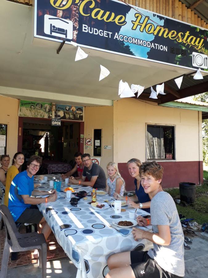 Mulu D Cave Homestay Eksteriør bilde