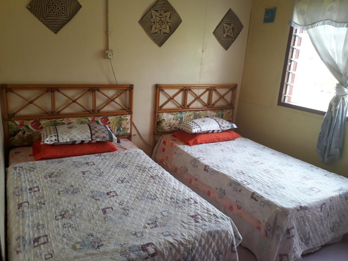 Mulu D Cave Homestay Eksteriør bilde