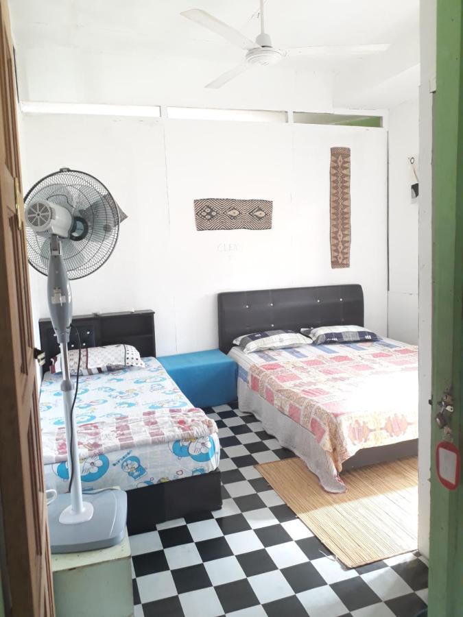Mulu D Cave Homestay Eksteriør bilde